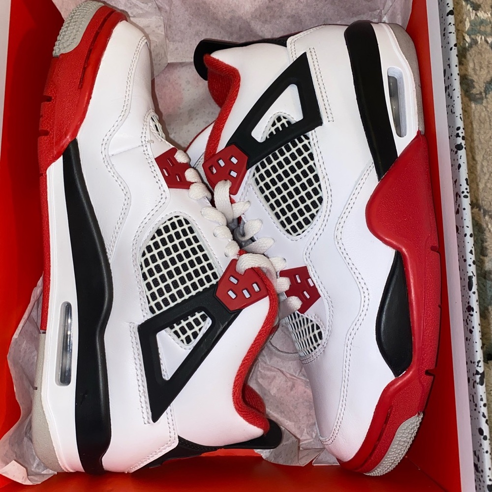 Air Jordan 4 Retro (GS)
